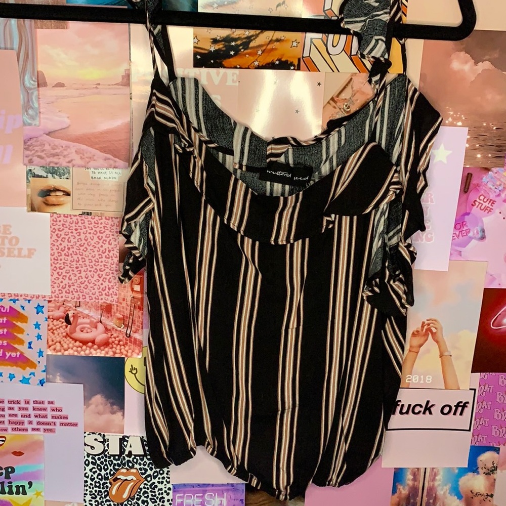 Black striped Tank top!! Never worn!